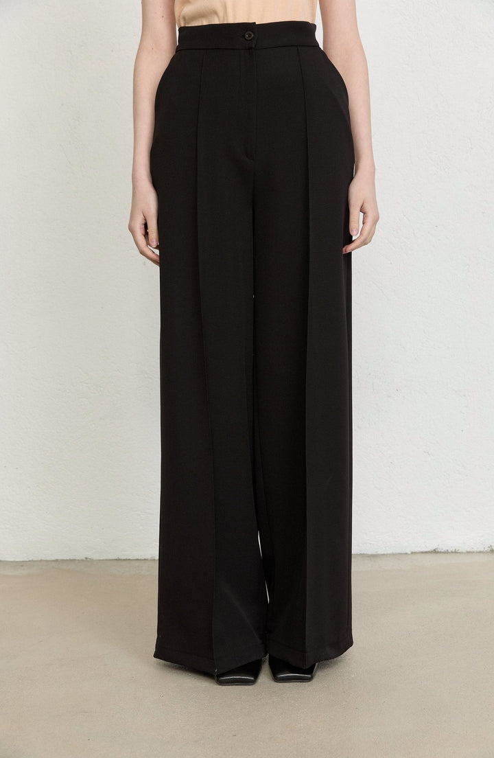 Ütü İzli Siyah Pantolon - Fatma Atasoy