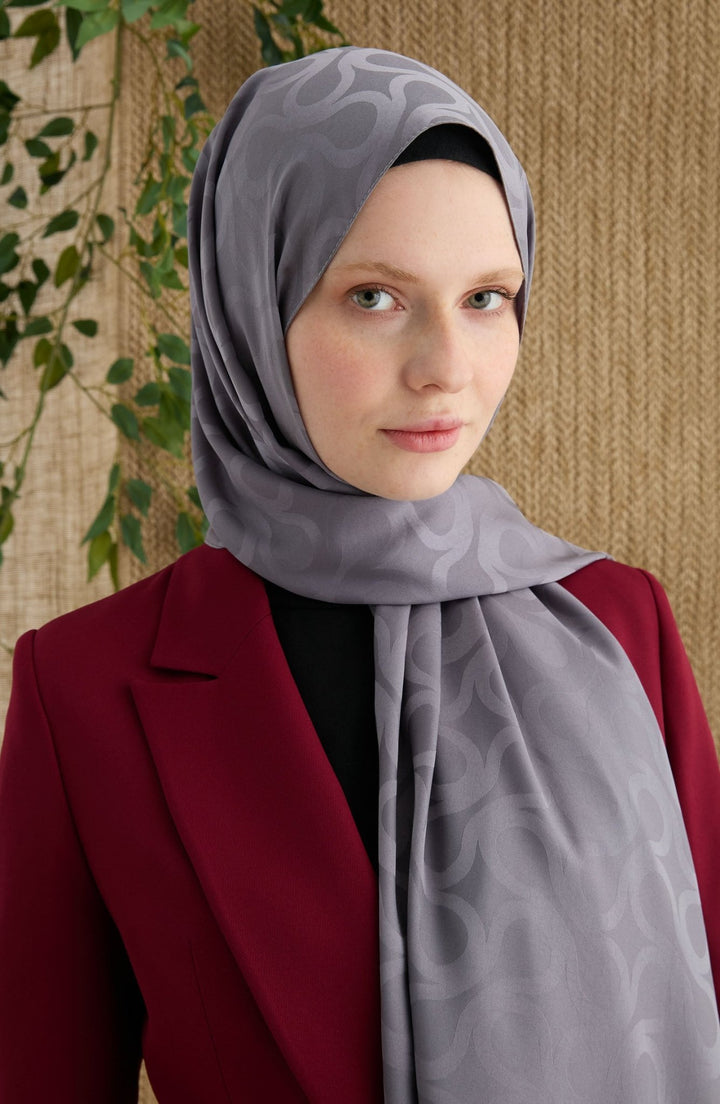Wave Gri Jakarlı Şal - Fatma Atasoy