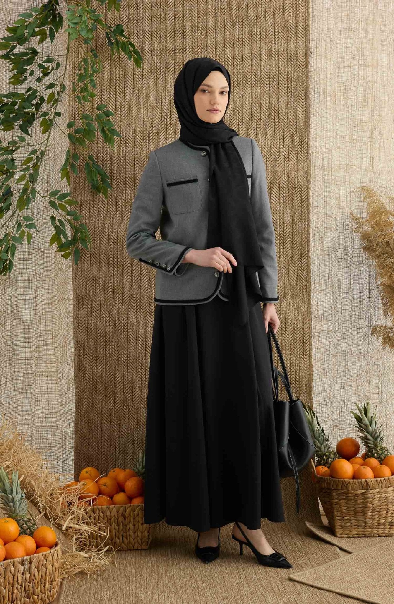 Wave Siyah Jakarlı Şal - Fatma Atasoy
