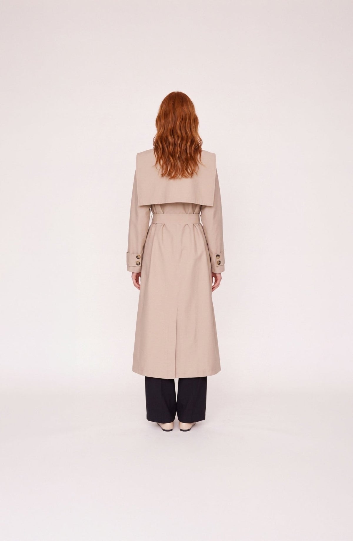 Yaka Detaylı Kruvaze Taş Maksi Trençkot - Fatma Atasoy