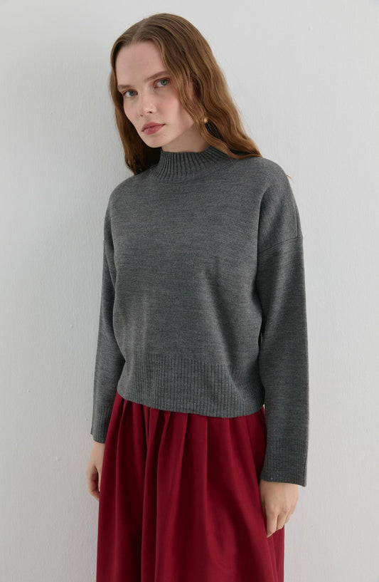 Yarım Balıkçı Gri Kısa Triko Kazak - Fatma Atasoy