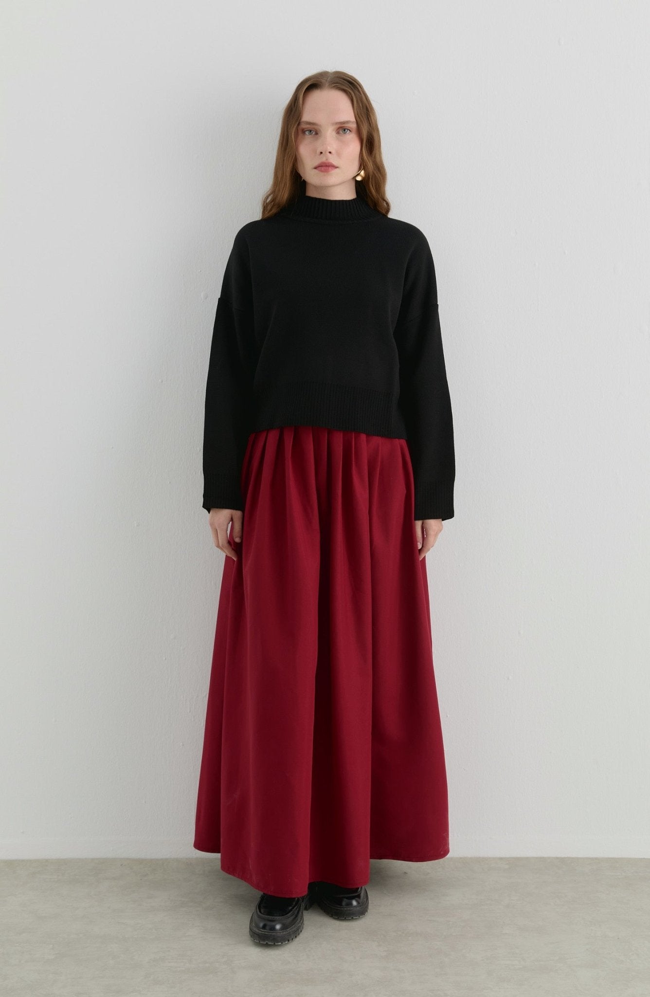 Yarım Balıkçı Siyah Kısa Triko Kazak - Fatma Atasoy