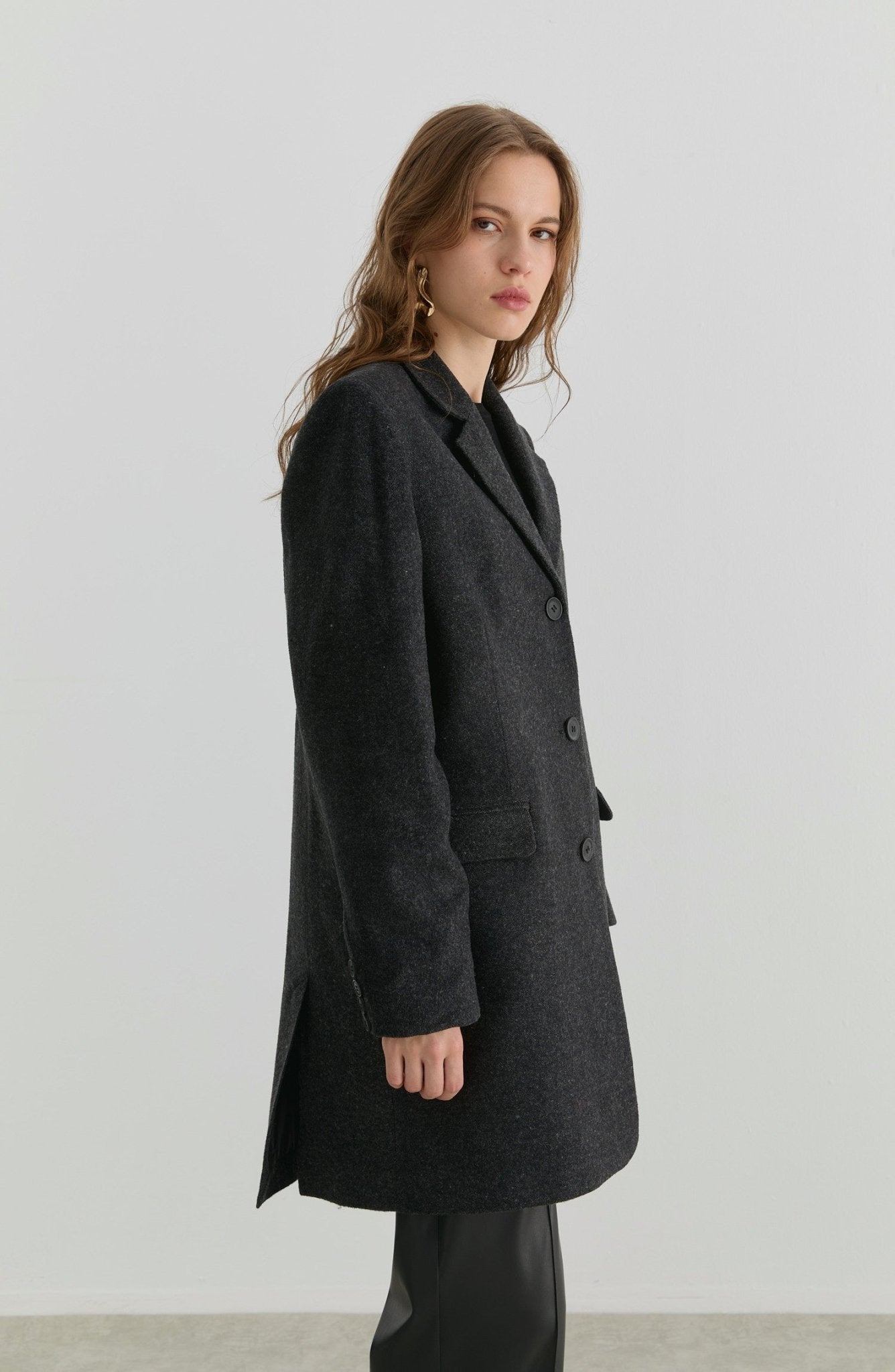 Yırtmaçlı Antrasit Kaşe Ceket Kaban - Fatma Atasoy