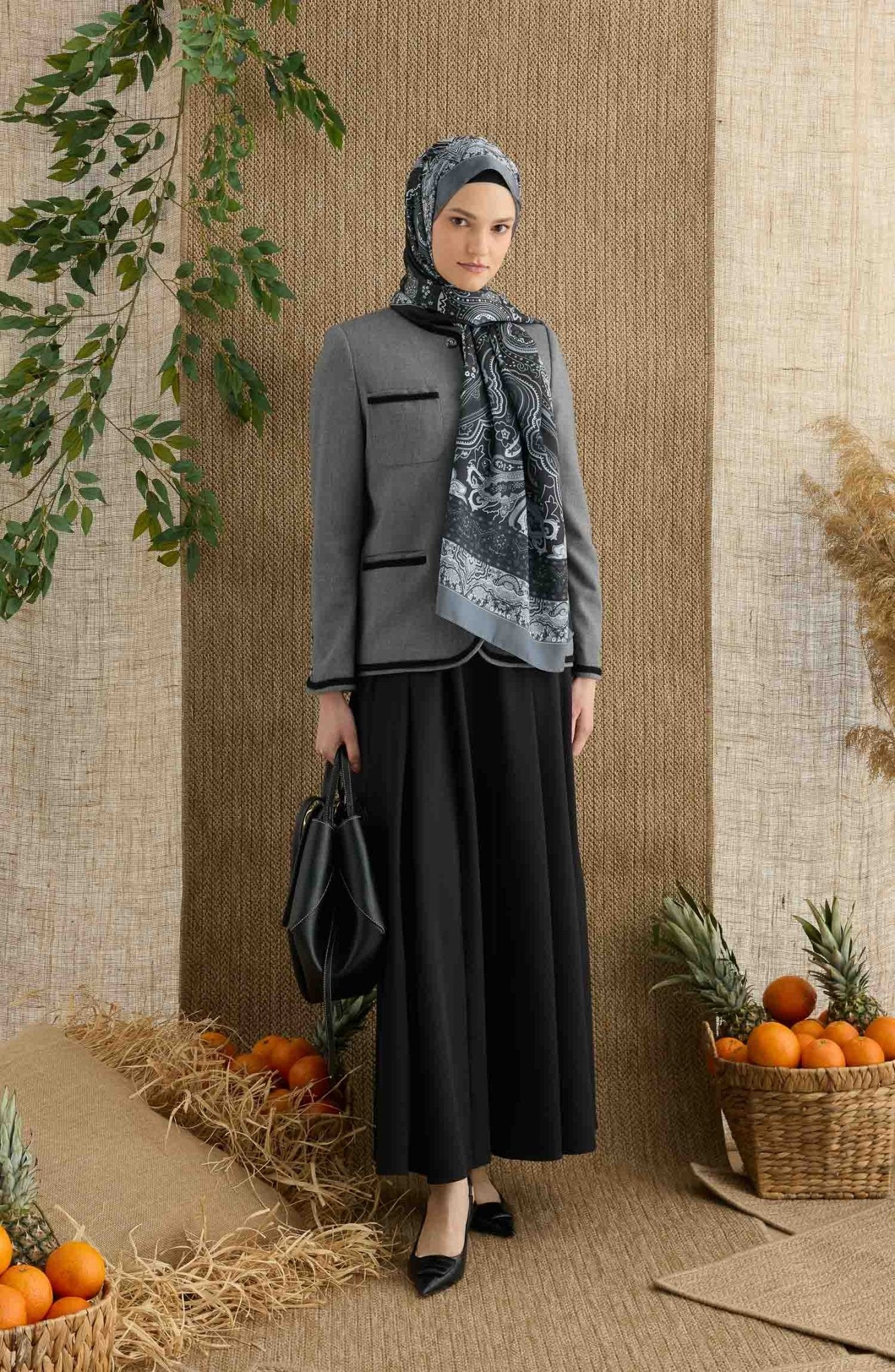 Zenia Antrasit Vual İpek Şal - Fatma Atasoy