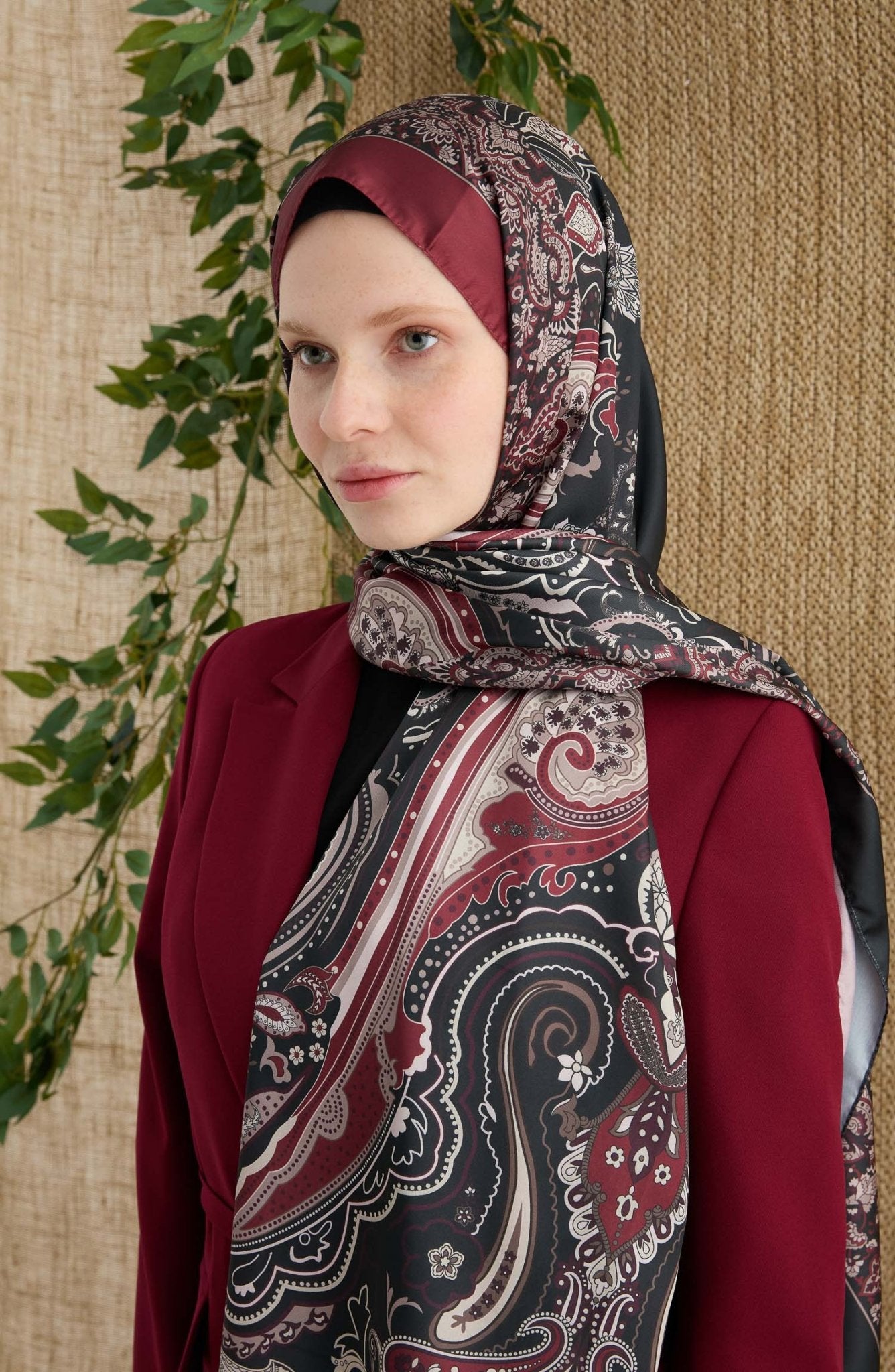 Zenia Bordo Vual İpek Şal - Fatma Atasoy