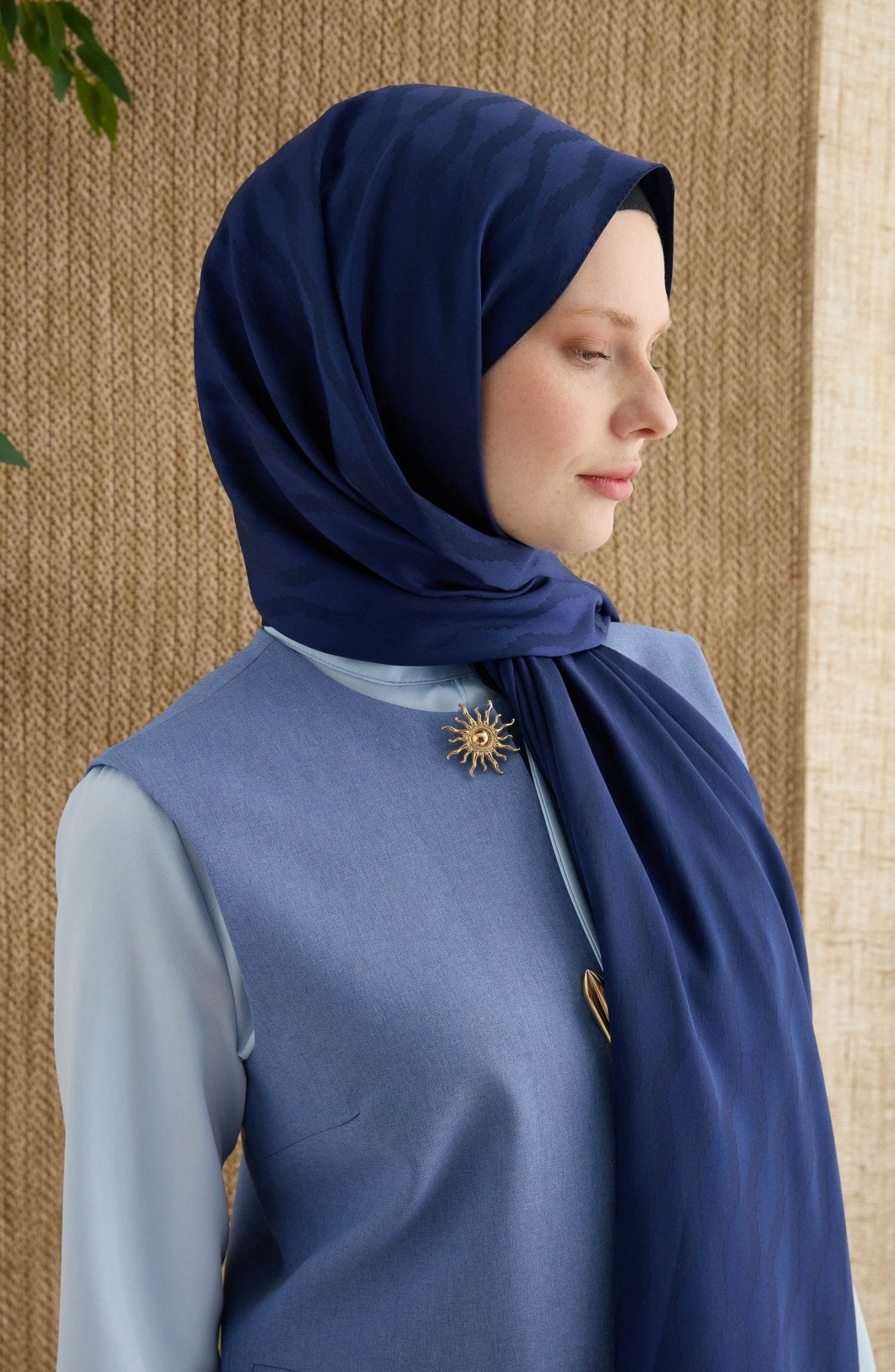 Zigzag Lacivert Jakarlı Şal - Fatma Atasoy