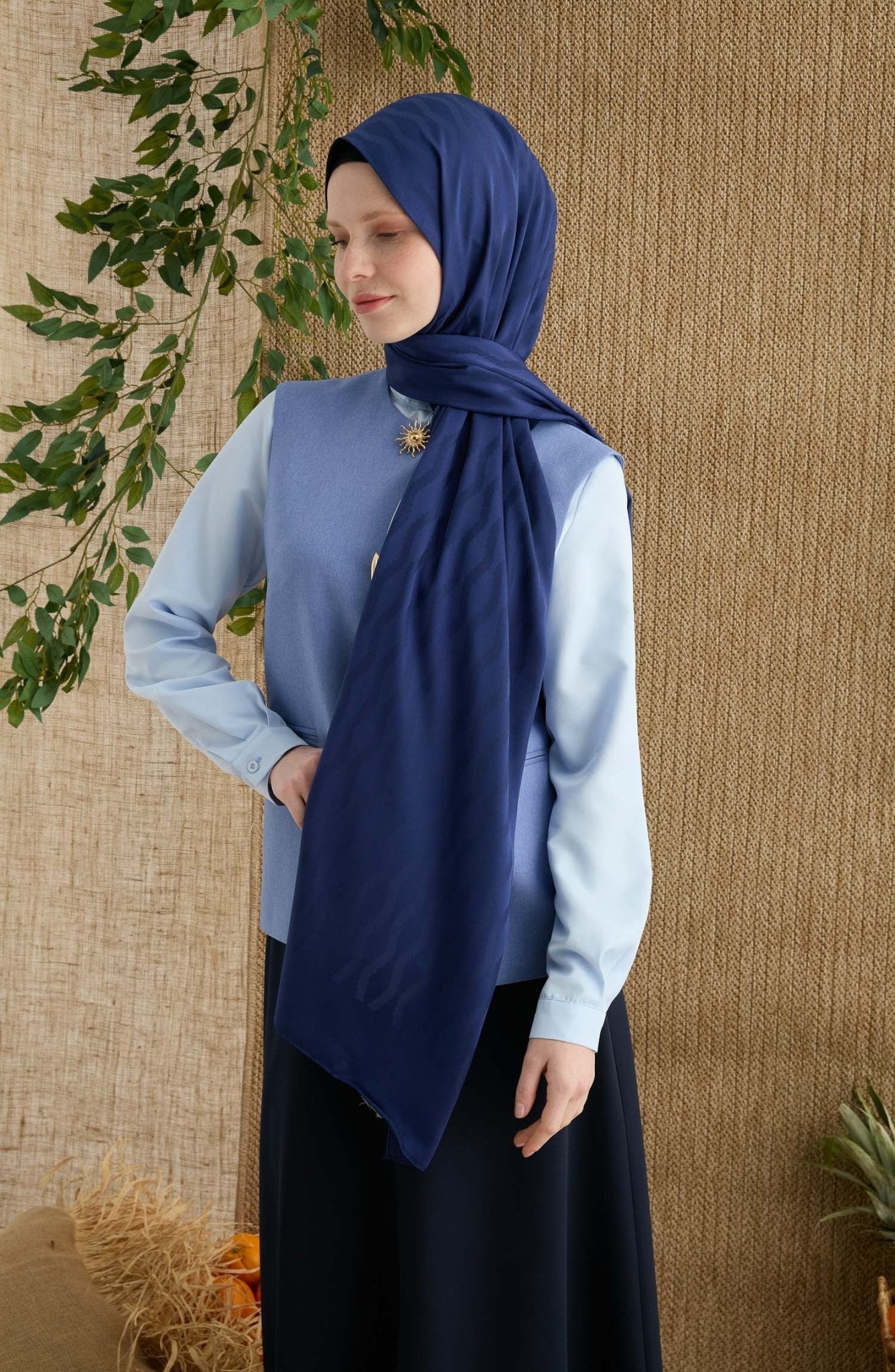 Zigzag Lacivert Jakarlı Şal - Fatma Atasoy
